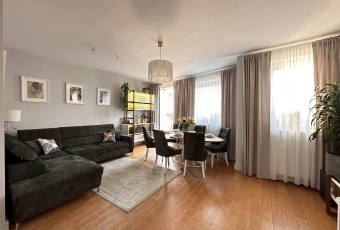 Mieszkanie jak dom – 138 m², 2 poziomy, 2x garaż