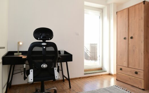RZESZÓW Nowosądecka, POKÓJ 1 os DWORZYSKO, BALKON