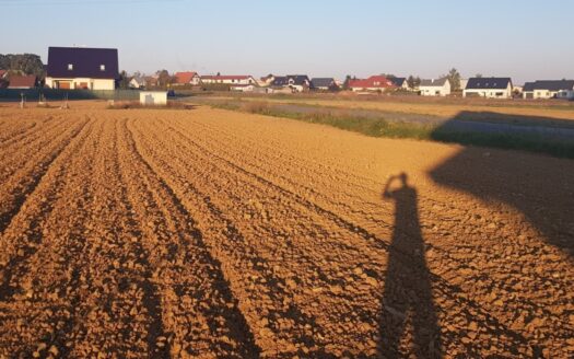 Działka budowlana 980 m2 MPZP,media,równierz inne