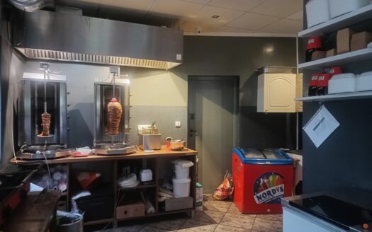 Odstąpię lokal typu kebab w Kołobrzegu przy PKP.