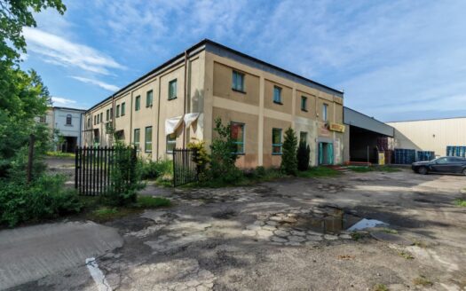 Budynek użytkowy w centrum Myszkowa