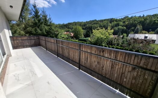 Dom w malowniczej okolicy Zerwana, ul. Diamentowa