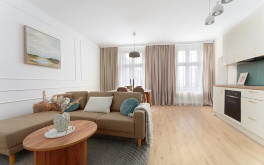 3 pok. po gen. remoncie, pokój kąpielowy, pralnia