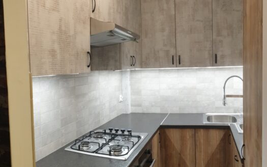 Trzy pokoje, Bielany, Wrzeciono, Metro-Wawrzyszew.