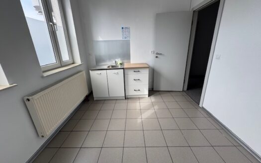 Lokal do wynajęcia przy głównej trasie